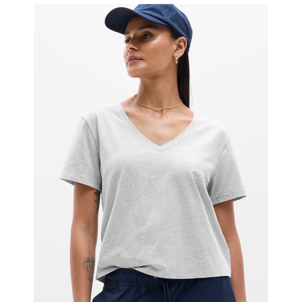 Athleta Grey Essential V-Neck Tee NWT Supima Cotton Stretch Women's Size Small